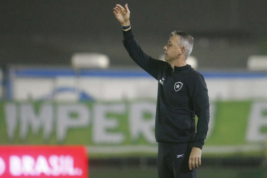 Carioca: Tiago Nunes admite pouca criatividade do Botafogo em revés para o Boavista