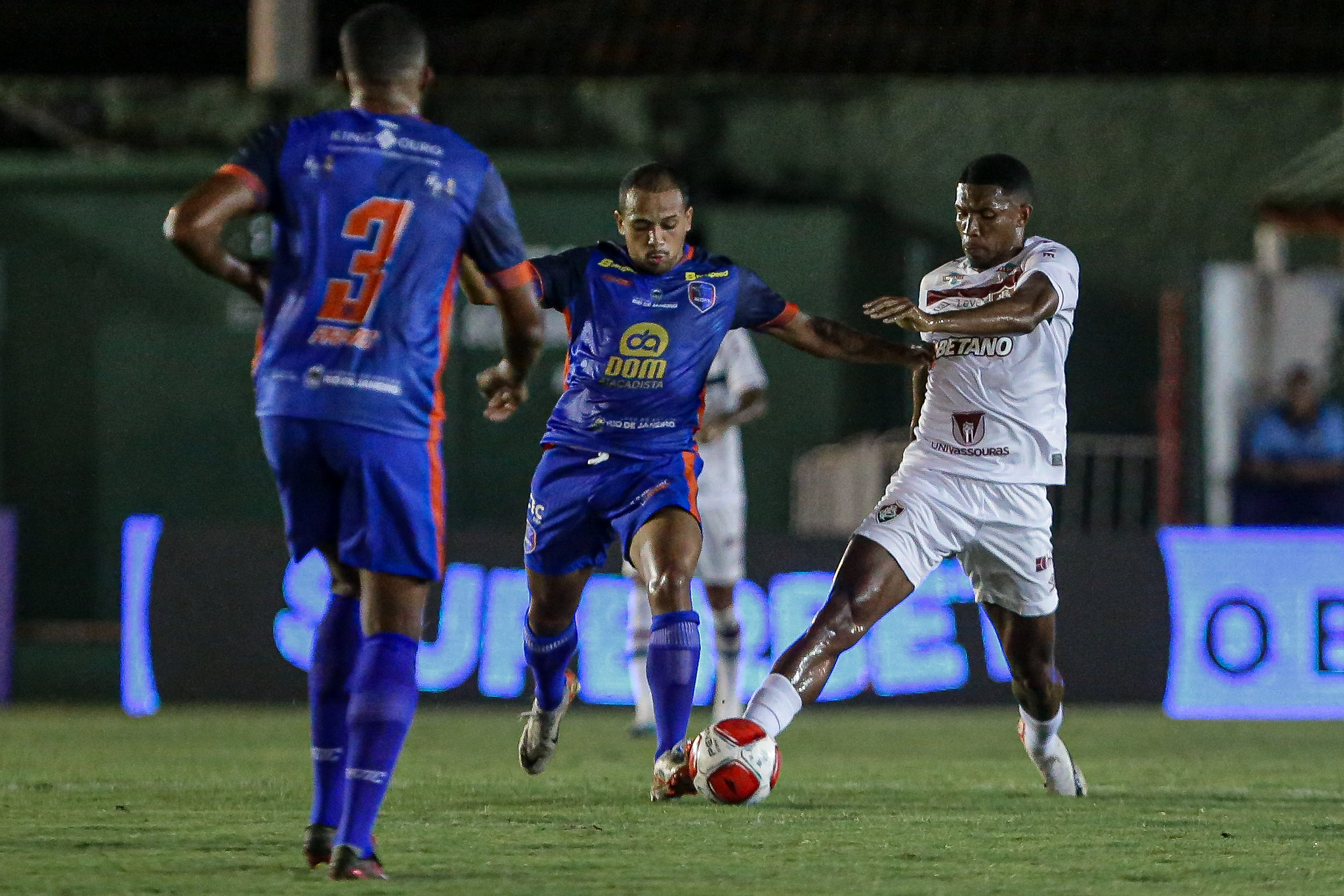 Fluminense x Nova Iguaçu – Confronto direto pela disputa do topo da classificação