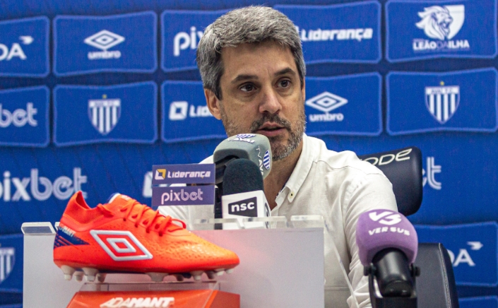 Eduardo Freeland, executivo de futebol do Avaí