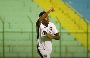 COPA SP: Botafogo-RJ joga mal, mas busca virada no fim; Athletico-PR e Ceará classificam