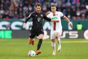 ALEMÃO: No dia de lembrança do Holocausto, Bayern vence e continua na briga pela liderança