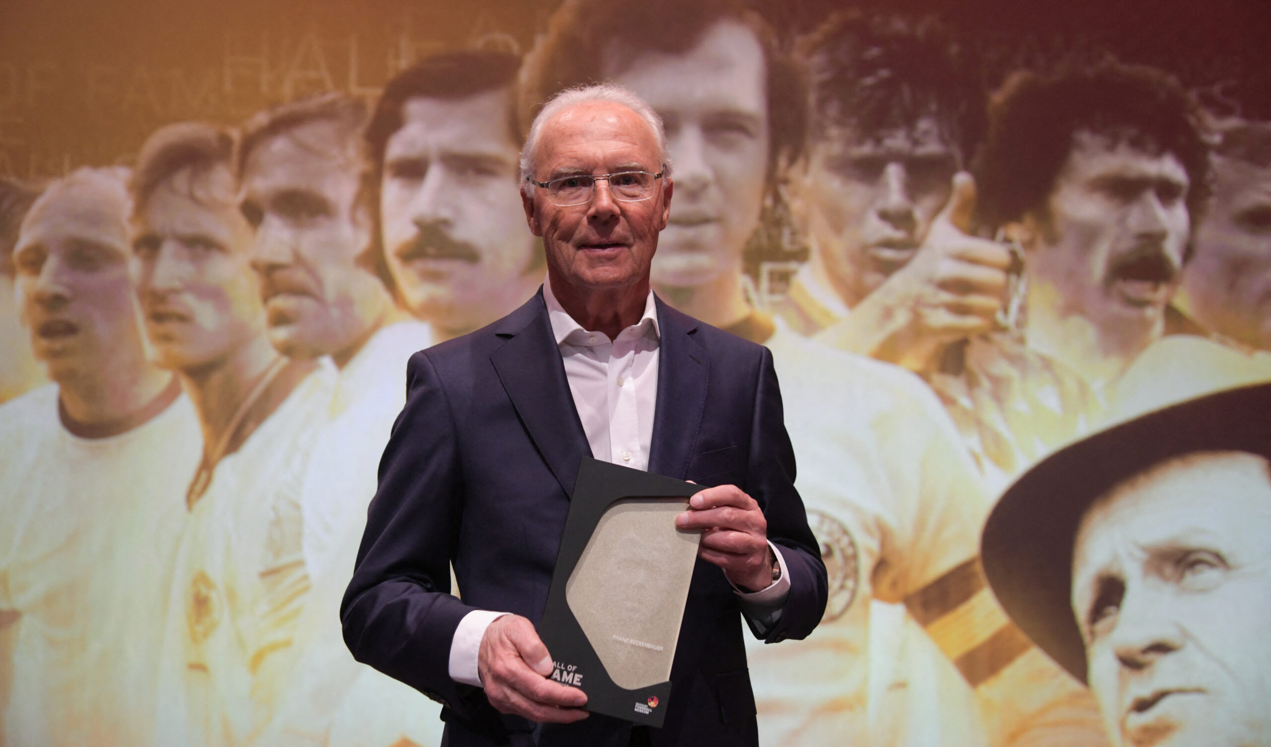 Luto! Beckenbauer, bicampeão mundial com a Alemanha, morre aos 78 anos