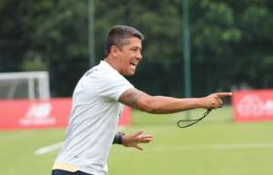 Quarteto fica fora de treino no São Paulo e Carpini integra lateral de 16 anos