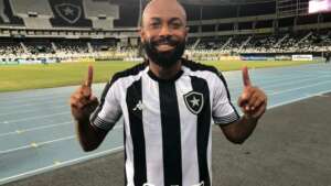 Paulistão: Guarani acerta com Chay e aguarda Botafogo-RJ para fazer o anúncio