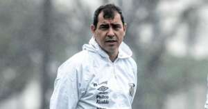 Clube japonês entra com processo na Fifa contra o Santos pela contratação de Carille