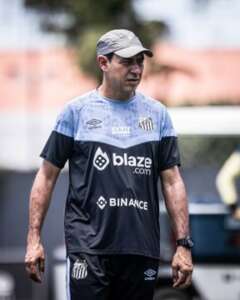 Carille aposta em 'construção' para reabilitar o Santos no Paulistão, diante do Água Santa