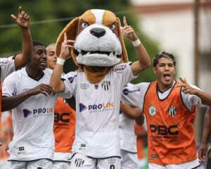 Copinha: Com 2 mil torcedores presentes, EC São Bernardo estreia com vitória