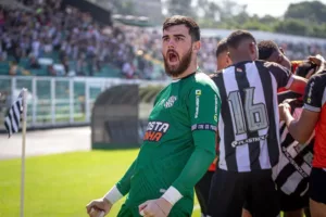 Catarinense: Figueirense confirma saída de dupla e garante permanência do goleiro Thiago Gonçalves