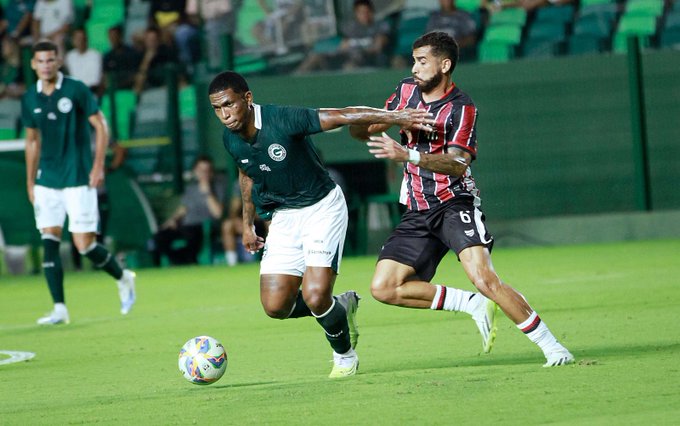 GOIANO: Atlético-GO perde de virada; Goiás dorme líder e Vila Nova se reabilita