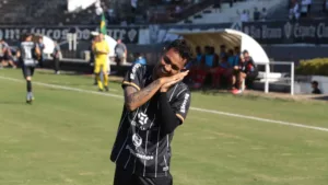 Paulista A4: Rio Branco anuncia retorno de meia atacante de 21 anos