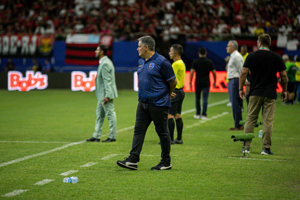 Carioca: Demitido! Tuca Guimarães não é mais técnico do Audax