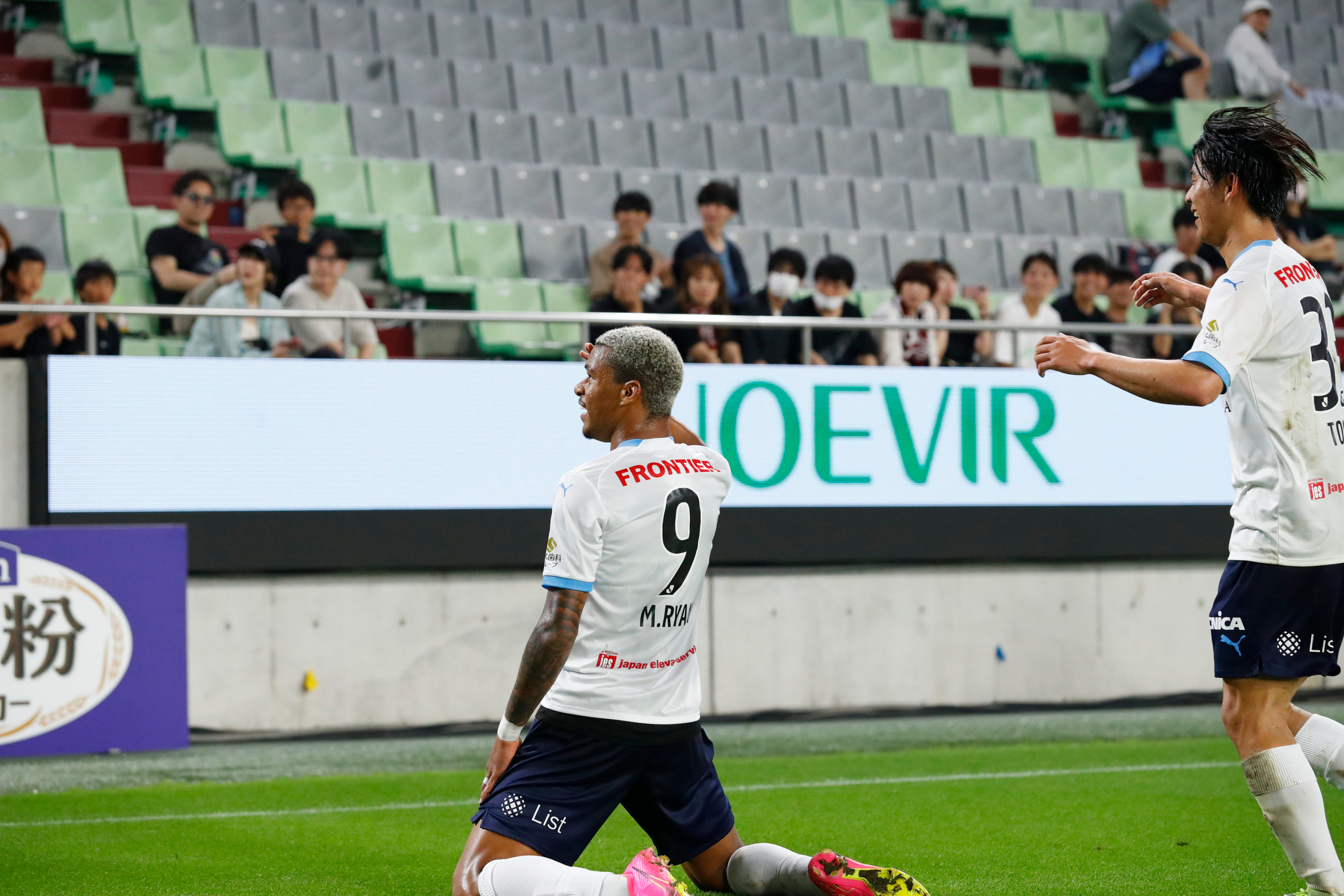 Após igualar melhor temporada da carreira, ex-Bahia troca de time no Japão