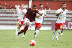 Portuguesa Santista x Juventus - De olho no G-8, times buscam 2ª vitória seguida