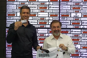 Catarinense: João Burse lamenta goleada sofrida em jogo-treino e promete fazer ajustes no Figueirense