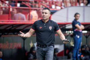 Goiano: Jair Ventura lamenta empate no clássico e vê Atlético-GO pouco efetivo