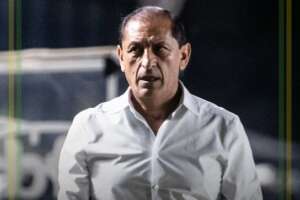 CARIOCA: Com reservas, Vasco vacila em Uberlândia e perde para o Nova Iguaçu