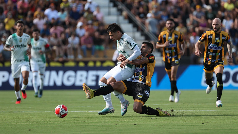 Novorizontino segura Palmeiras na estreia do Paulistao