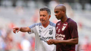 Paranaense: Osorio promete jogo ofensivo para a torcida do Athletico em 2024: 'Vai ficar orgulhosa'