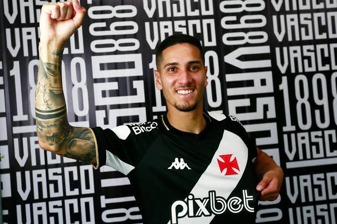 Praxedes renova com oVasco