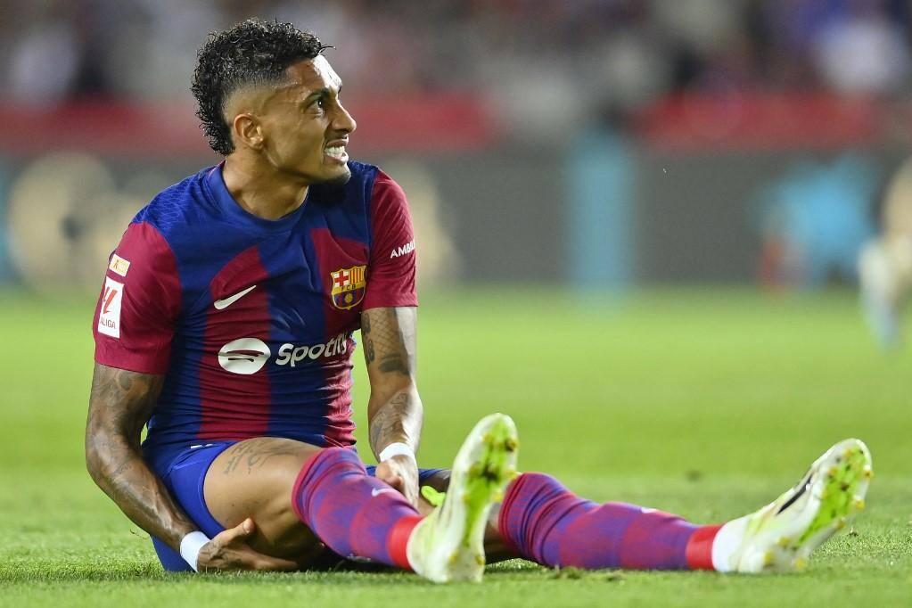 Barcelona confirma lesão e Raphinha será desfalque em clássico na final da Supercopa