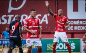 GOIANO: Vila Nova defende a liderança diante da Aparecidense