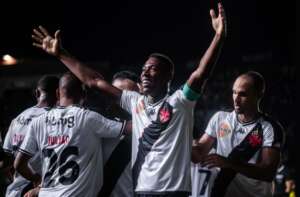 CARIOCA: Com time principal, Vasco vence o Madureira e assume liderança