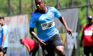 Paulistão: ​Atacante vira dúvida na Ponte Preta após torção no tornozelo