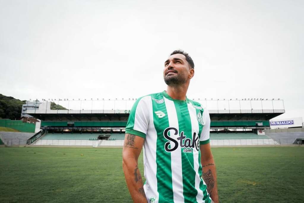 Gaúcho: Gilberto é apresentado no Juventude e cria expectativa na torcida