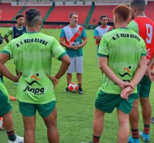 Velo Clube x Portuguesa Santista - Galo e Briosa buscam consolidação no G8