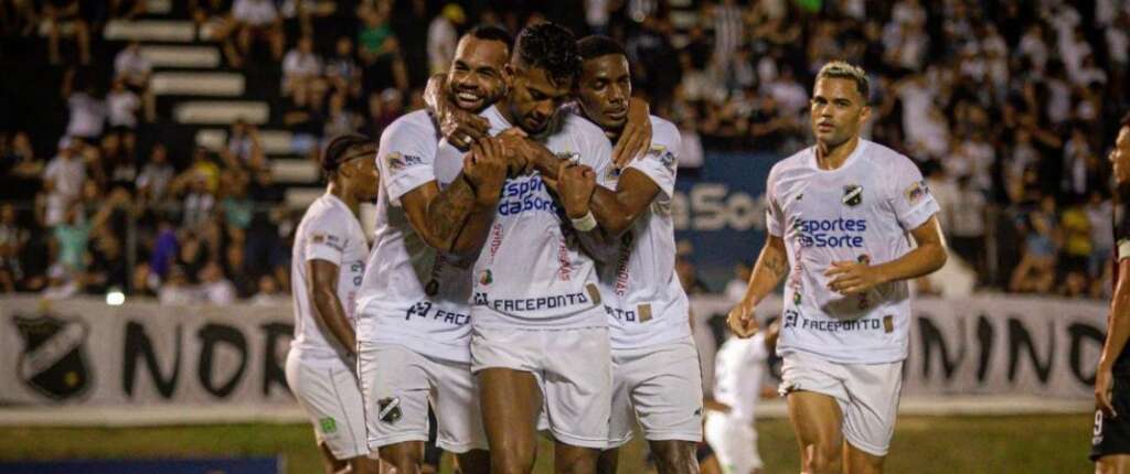 POTIGUAR: ABC goleia o Força e Luz no Frasqueirão; Baraúnas vence de virada fora de casa