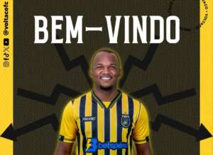 Carioca: Volta Redonda acerta com o atacante Cristiano, vindo do Japão