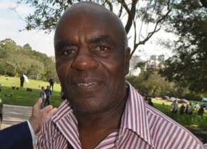 Portuguesa e Juventus lamentam morte de lendário zaguerio; velório será no sábado