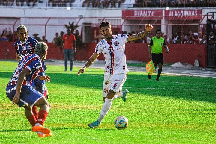 Atlético Alagoinhas e Bahia empatam pelo Baiano (Foto: Divulgação / Atlético Alagoinhas)