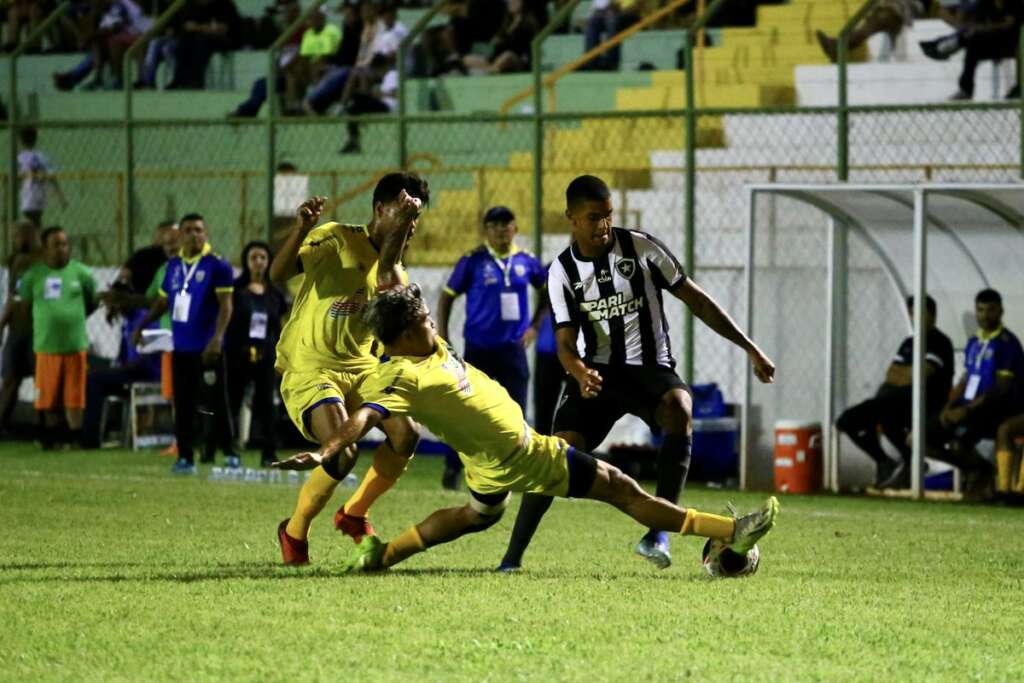 COPA SP: Botafogo-RJ não faz grande jogo, mas vence Tiradentes-PI na estreia
