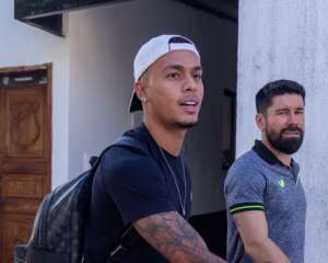 Cearense: Ceará oficializa empréstimo de ex-meia do Guarani