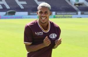 Paulista A2: Ferroviária anuncia atacante revelado pelo Fluminense