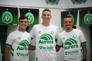 Catarinense: Chapecoense apresenta mais três reforços e garante retomada do DNA do clube