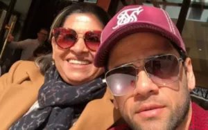 Mãe de Daniel Alves expõe suposta identidade da mulher que acusa filho de estupro