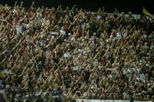 BAIANO: Vitória e Barcelona vencem e lideram