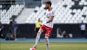 Carioca: Felipe Soares avalia adaptação e projeta evolução no Bangu