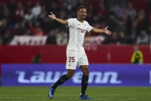 Vila Nova-GO dá “chapéu” no Inter e contrata volante do Sevilla