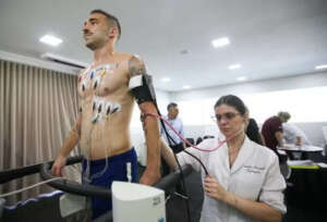 Na mira do Flamengo, zagueiro treina em separado no Red Bull Bragantino