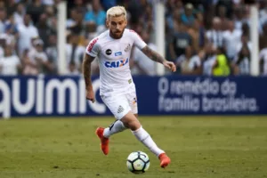 Lucas Lima, Mendoza e atletas fora dos planos são 'isolados' em reapresentação do Santos