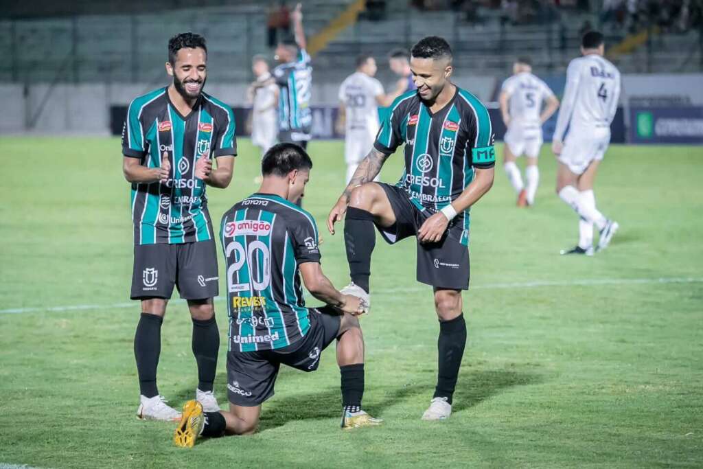 PARANAENSE: Maringá defende a liderança contra o Andraus