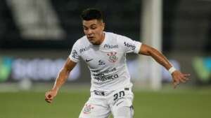 Goiano: Atlético contrata volante do Corinthians por empréstimo