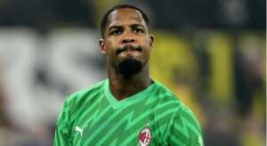 Udinese é suspensa por um jogo após racismo contra Maignan