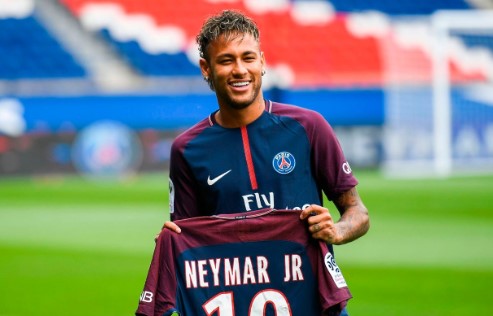 Transferência de Neymar é investigada na França