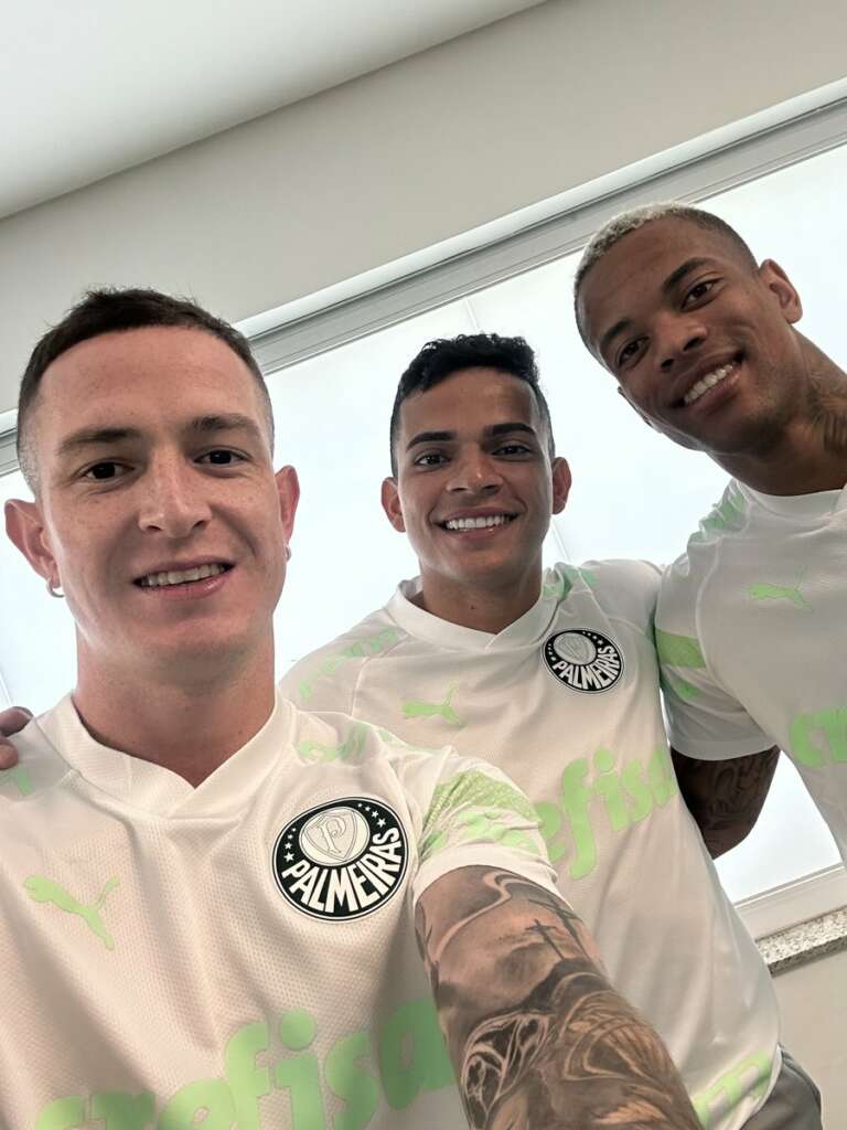 Elenco do Palmeiras se reapresenta com reforços para exames e testes