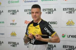 Catarinense: Hoje no Criciúma, ex-Ponte revela que cogitou se aposentar após lesão