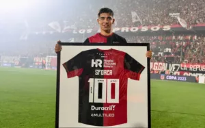 Carioca: Vasco acerta contratação do volante argentino Juan Sforza, ex-Newell's Old Boys